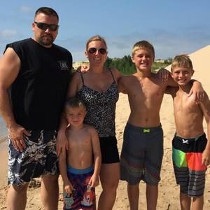 Meet your Posher, Lori